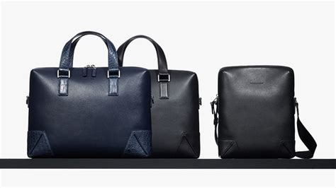 dior borsa uomo colorata|borse di dior.